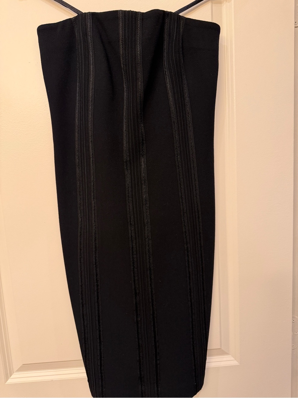 NWT Linda Allard Ellen Tracy Black Embroidered Strapless Cocktail Dress Size 6